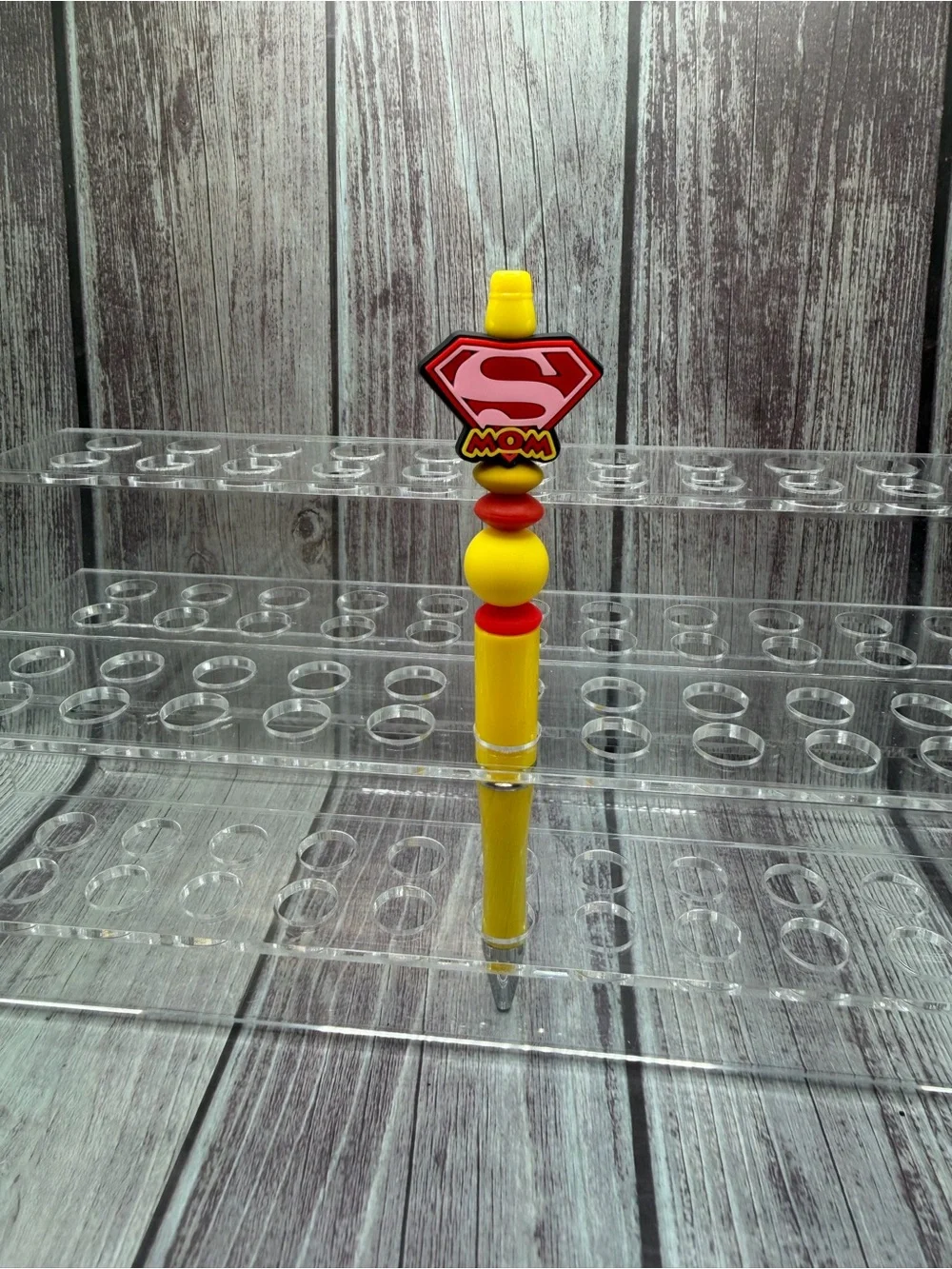 Superman MOM Yellow Red Beaded Decorative Pen